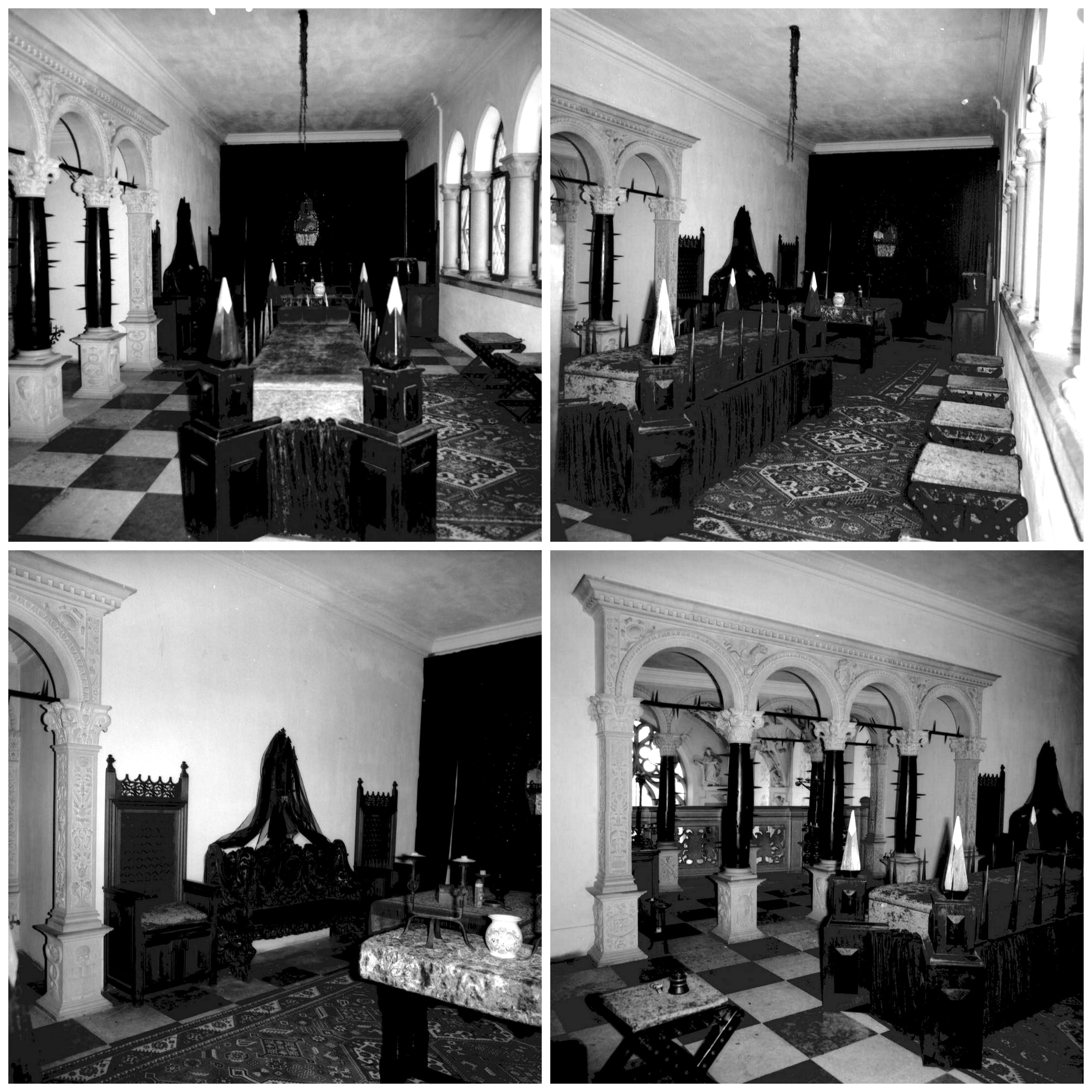 Štyri čiernobiele zábery interiérov hradu, v strede miestnosti je stôl, po obvode stoličky